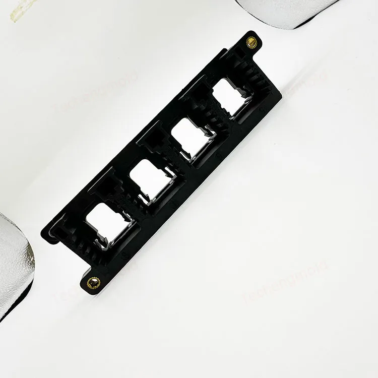 特诚科技PA66精密注塑件实拍 4